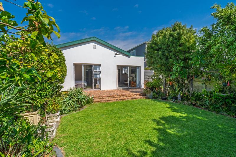 3 Bedroom Property for Sale in Harfield Village Western Cape